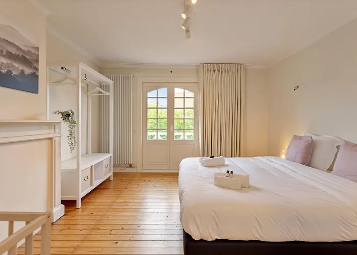 Pauline 빌라 드판