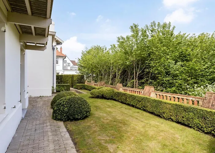 Pauline 빌라 드판